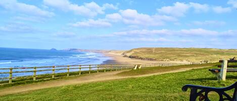 Nhà | 4 phòng ngủ