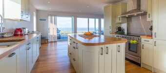 Poldare in Widemouth Bay