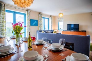House - Bay Retreat in Bude With 5 Bedrooms and 4 Bathrooms (Bude)