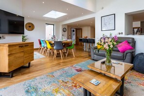 House, Smoking | 5 bedrooms