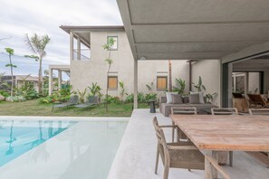 Gambar tidak terklasifikasi, 5 dari 34, tombol