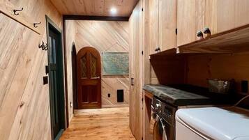 Rumah | 4 kamar tidur