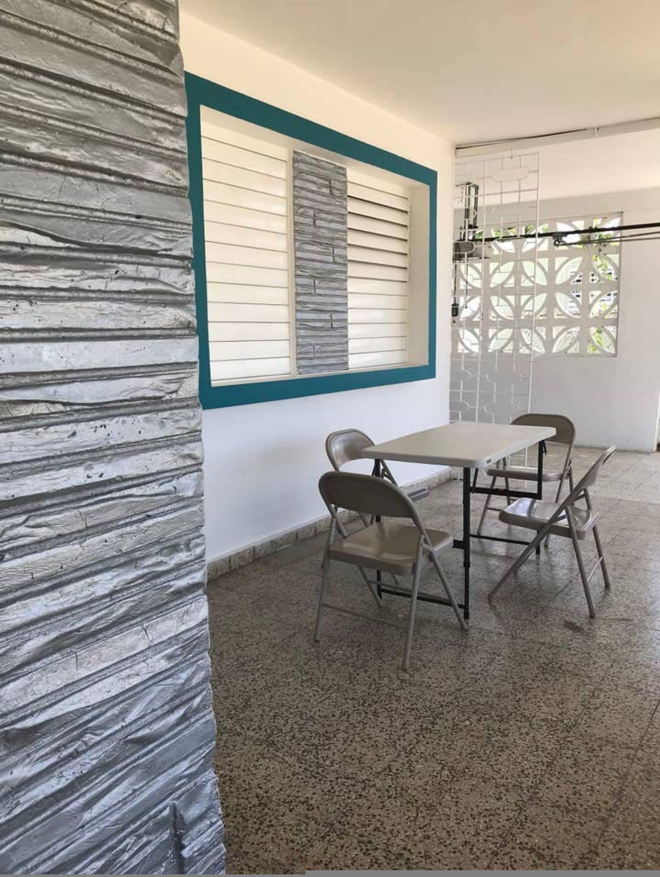 3 عدّة غرف نوم ومكتب