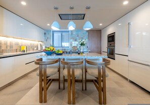 شقة | 4 عدّة غرف نوم