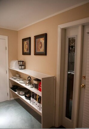 Apartment | 1 bedroom - Bree s by the Sea - Ocean View Large 2 Person Tub (Nanoose Bay)