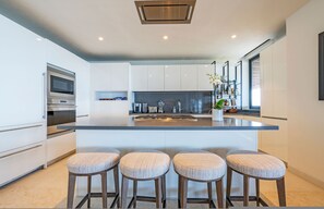 Leilighet | 4 soverom