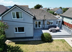 4 bedrooms