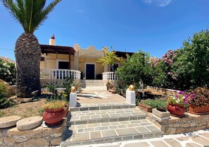 Room - Michail Suites Afiartis Christou Pigadi (Karpathos)