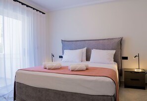 2 bedrooms