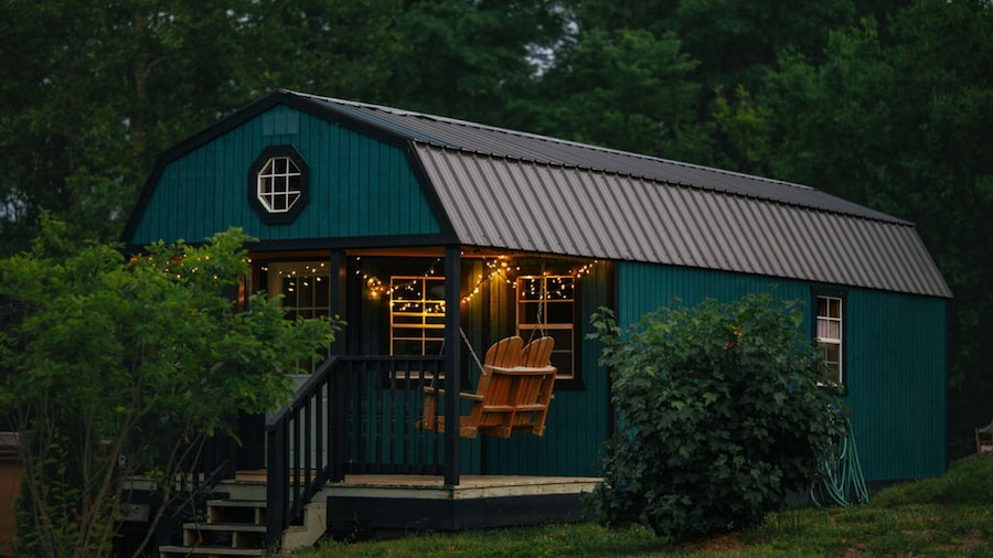 Farm Stay Hot tub Pond Nature Views Near Dwntwn