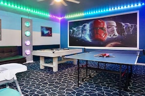 House | 6 bedrooms - 3kingbeds Spa Gameroom Solterra (Davenport)