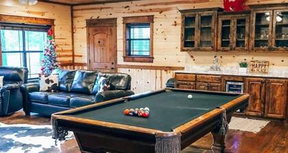 Stone Mountain Lodge Luxurious Rustic Retreat