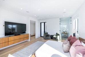 Ferienhaus | 4 Schlafzimmer, Schreibtisch