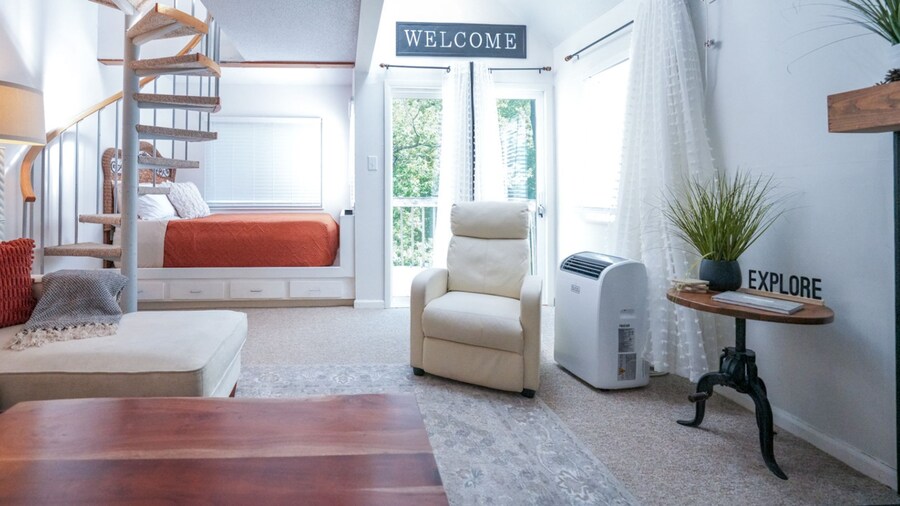 Top Third Floor Loft Condo Full Resort Access