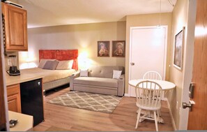 House | 2 bedrooms - Shanty Creek 2bd 2ba Adjoining Rooms Ski-golf (Mancelona)