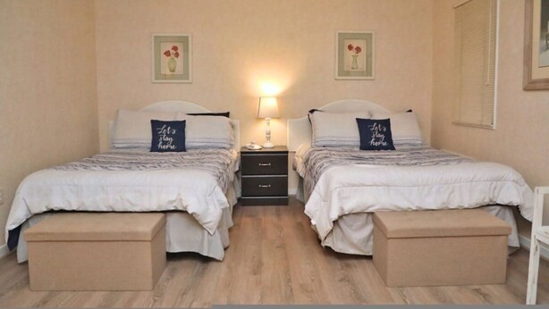 House | 2 bedrooms - Shanty Creek 2bd 2ba Adjoining Rooms Ski-golf (Mancelona)