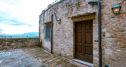 Tuscan Palace - Petit Apartment