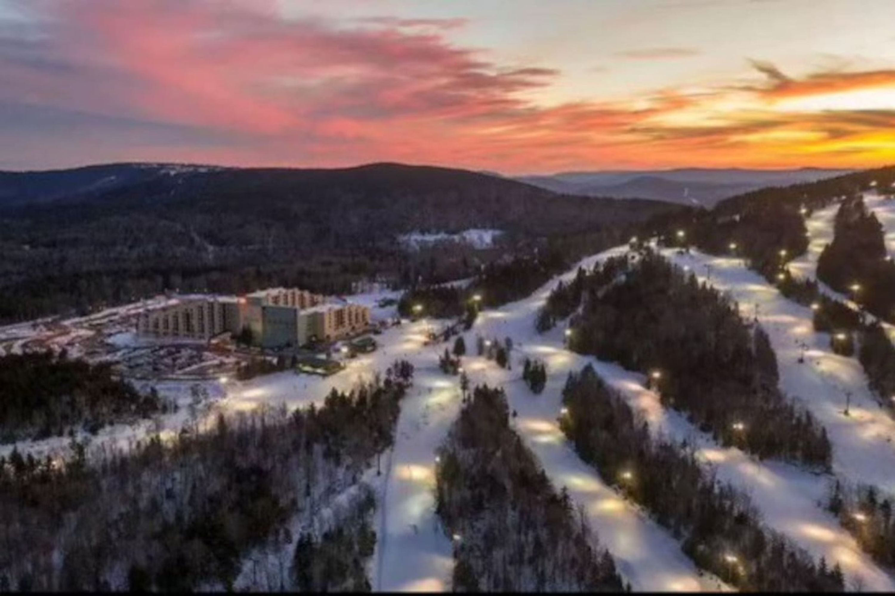 المنشأة من الخارج