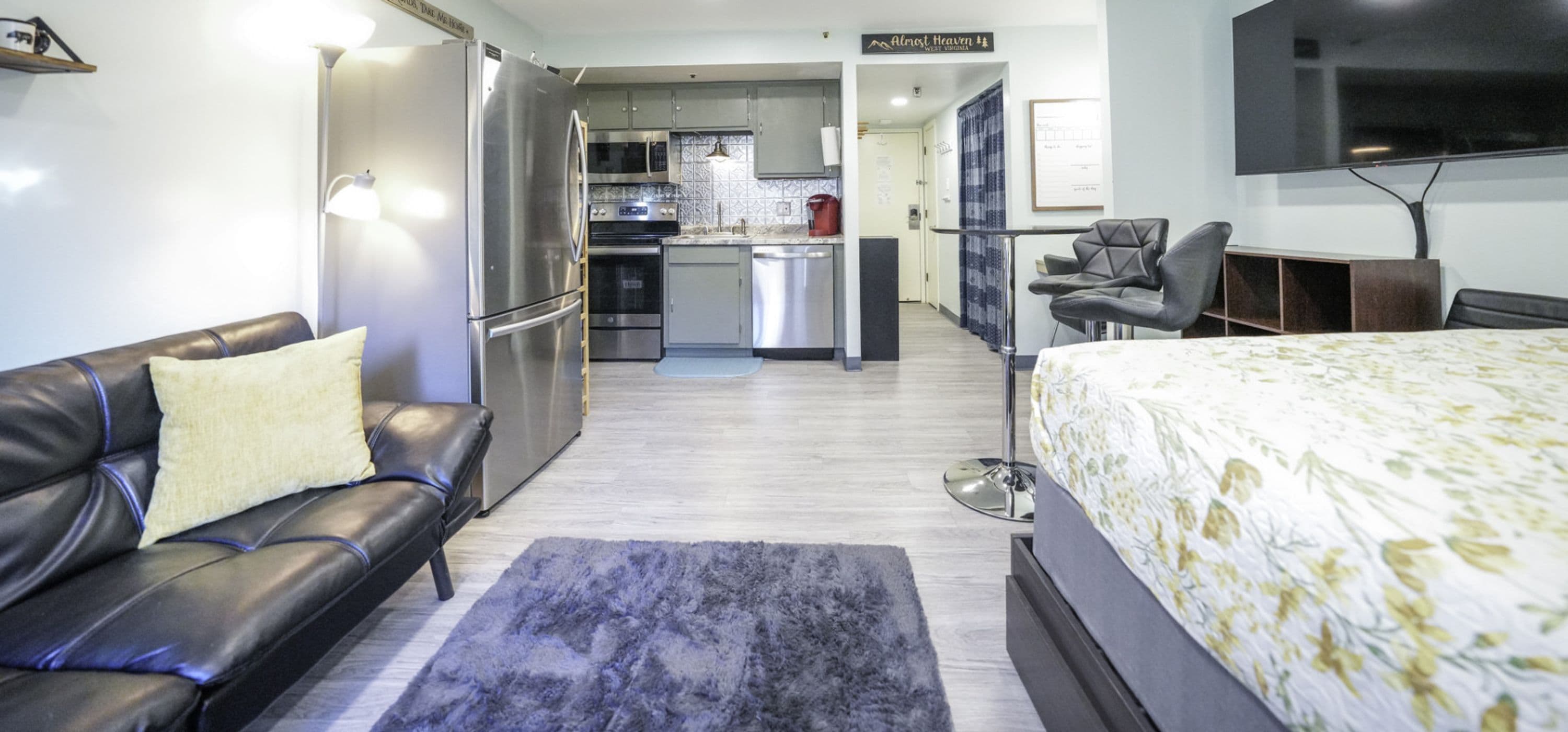 Apartment | 1 bedroom, desk