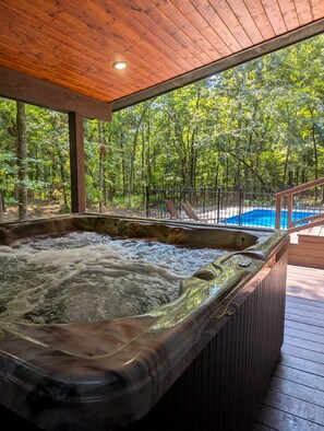 Studio | 5 bedrooms - Wine Time Heated Optional Pool Shuffleboard Table Arcade Play Set Corn Hole (Broken Bow)
