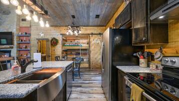 Studio | Private kitchen