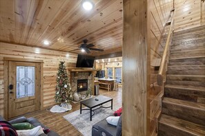 Studio | Living area