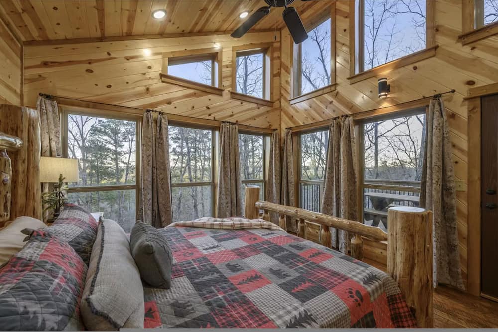 Three Bears Hideout Luxury Mountain Cabin Getaway for Families Groups - Missouri Mountain, CO