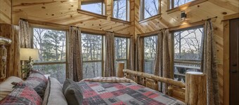 Three Bears Hideout Luxury Mountain Cabin Getaway for Families Groups