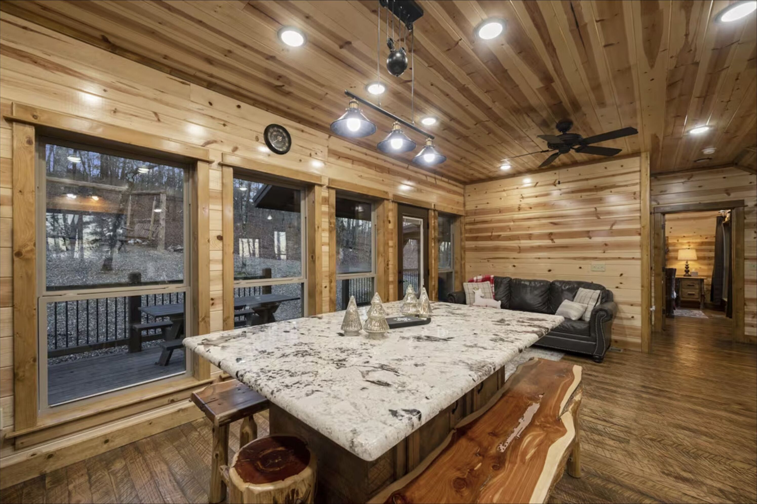 Studio | Dining room