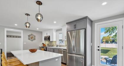 Full Remodel Steps to Lambeau Titletown Resch