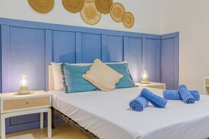 House | 3 bedrooms, desk - Lilly the Traditional Maltese Townhouse in Sliema (Sliema)