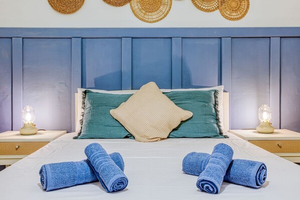 House | 3 bedrooms, desk - Lilly the Traditional Maltese Townhouse in Sliema (Sliema)