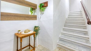 บ้านพัก | 3 ห้องนอน, โต๊ะทำงาน