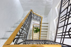 House | 3 bedrooms, desk - Lilly the Traditional Maltese Townhouse in Sliema (Sliema)