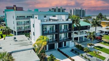 Apartment | 6 bedrooms