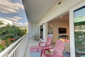 Apartment - Boho Condo 3 3 Heated Pool (Madeira Beach)