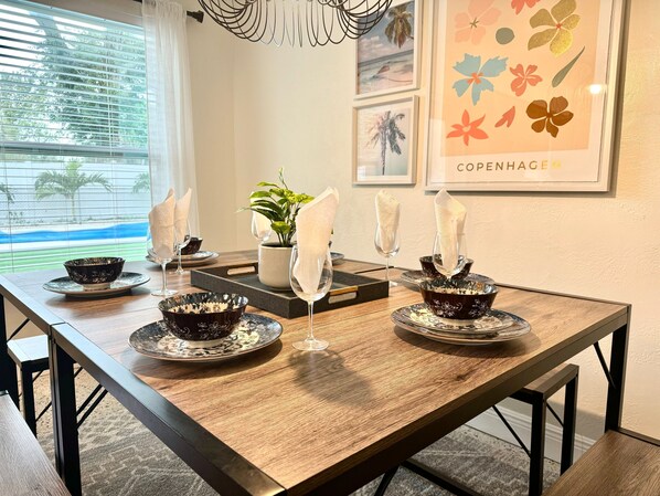 2 bedrooms - Palm Oasis 2 2 Serene Backyard Private Poolside (St. Petersburg)