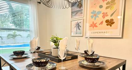 Palm Oasis 2 2 Serene Backyard Private Poolside