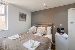 Apartment | 1 bedroom - Modern Studio Retreat (London)