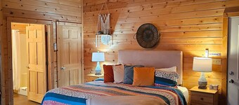 Honey Bear Haven Suite 4