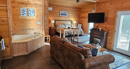 Honey Bear Haven Suite 3