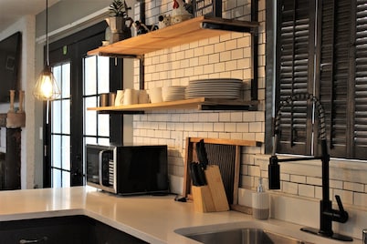 El Chuco Home W Pool Pool Table 15 min Downtown