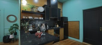 The Cat s Meow Apt 1 Sunset Heights