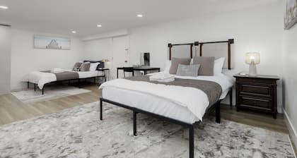 Cozy Bsmt Suite Near UBC Kits and DT Vancouver