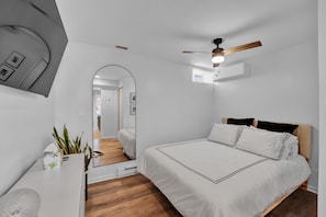 House | 3 bedrooms - Lakefront A-frame Dock Kayaks Fire Place (Lake Ariel)