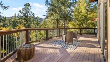 Nhà | 5 phòng ngủ