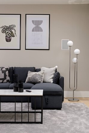 Apartment | 3 bedrooms - Charming Luxury Home Near DT and Lonsdale Quay (North Vancouver)