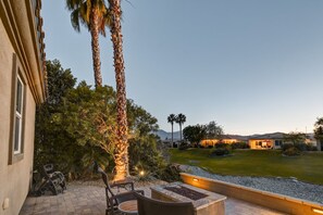 House - The Great Escape - Indio (Indio)