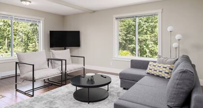 Peaceful Spacious 2BR Suite