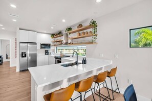 Maison, accessible aux personnes à mobilité réduite | 4 chambres, bureau